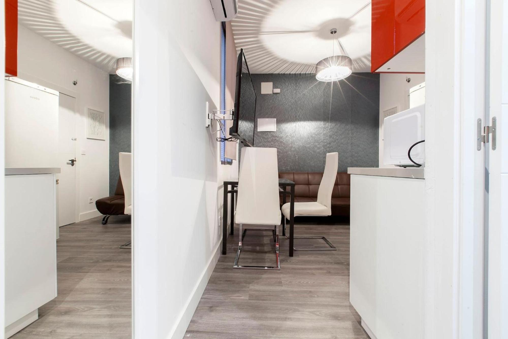 Apartamentos Day Madrid Callao Centro Gran Via Sol Malasana Εξωτερικό φωτογραφία