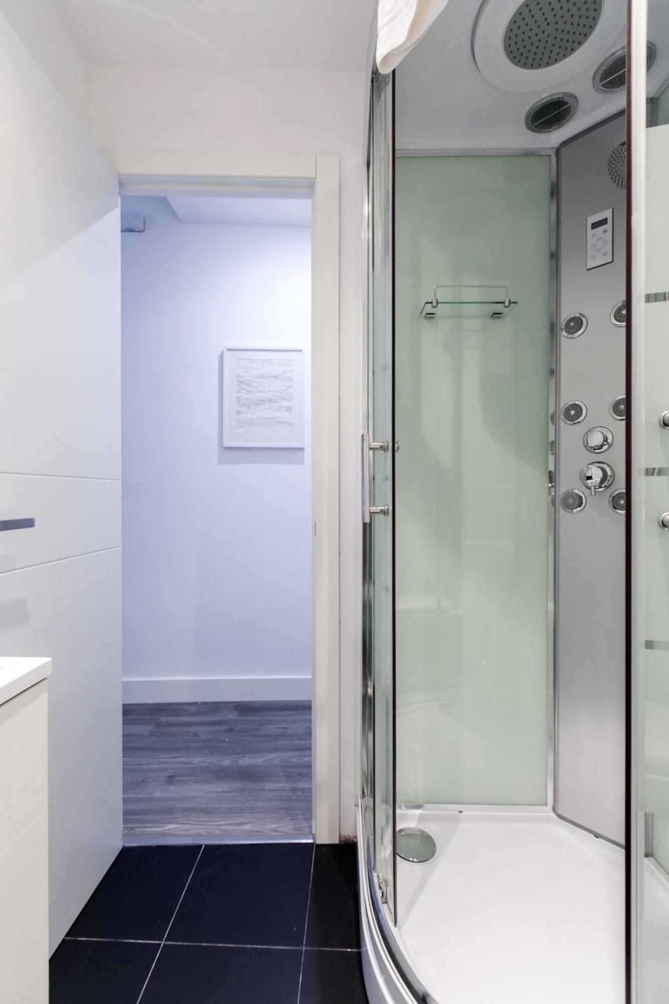 Apartamentos Day Madrid Callao Centro Gran Via Sol Malasana Εξωτερικό φωτογραφία